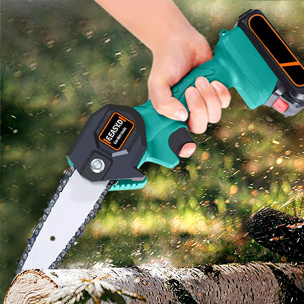 SAWAWAY™ –  AKUMULÁTOROVÁ RUČNÍ PILA